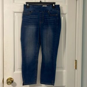 Cute Westbound blue denim capris. Size 2P. Like new.